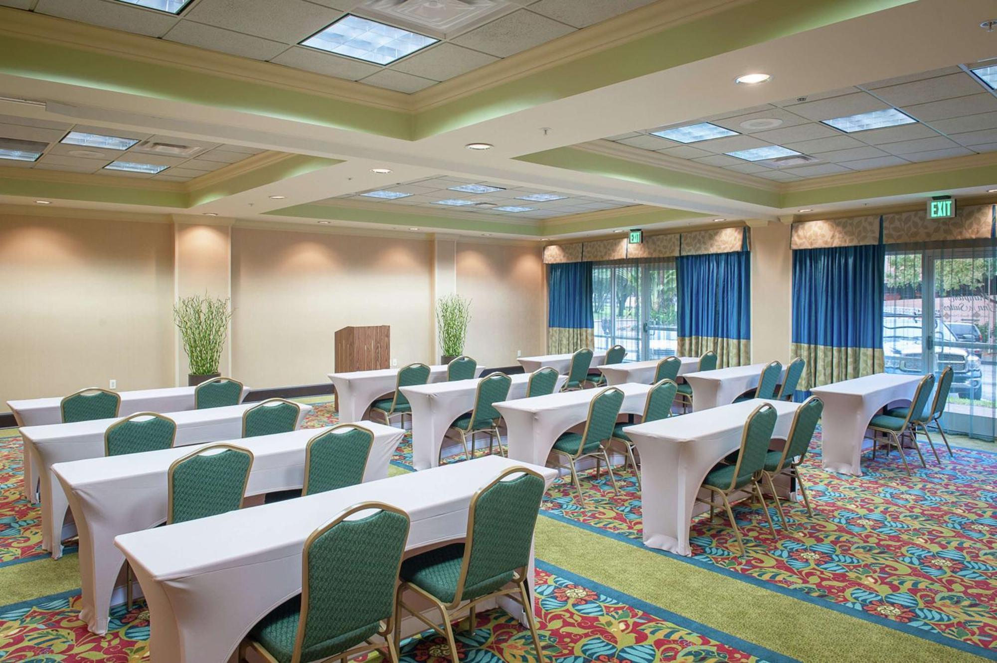 Hampton Inn & Suites St. Petersburg/Downtown Bagian luar foto