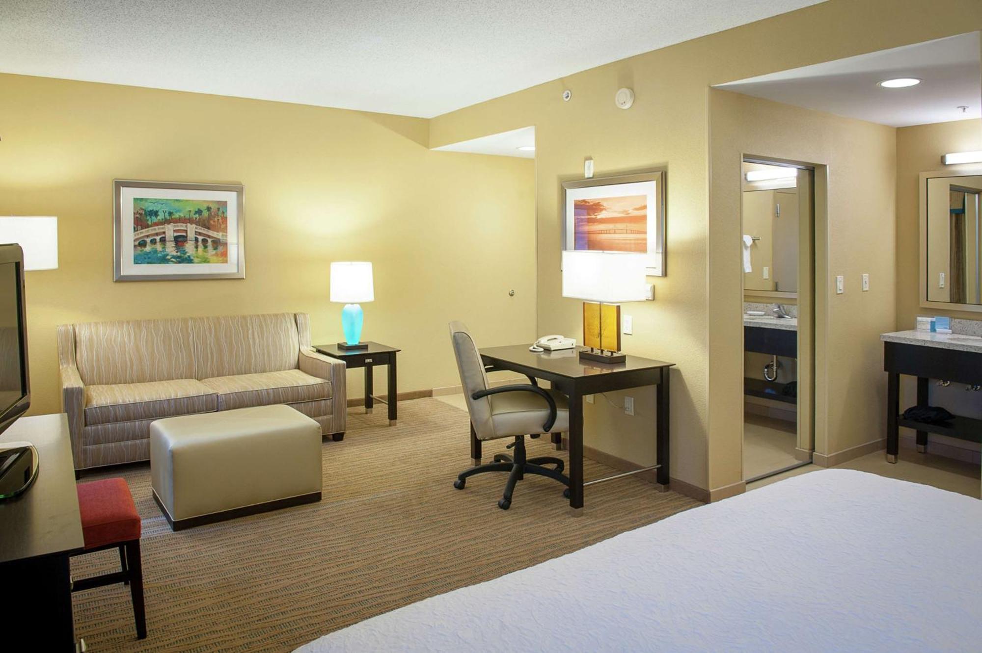 Hampton Inn & Suites St. Petersburg/Downtown Bagian luar foto