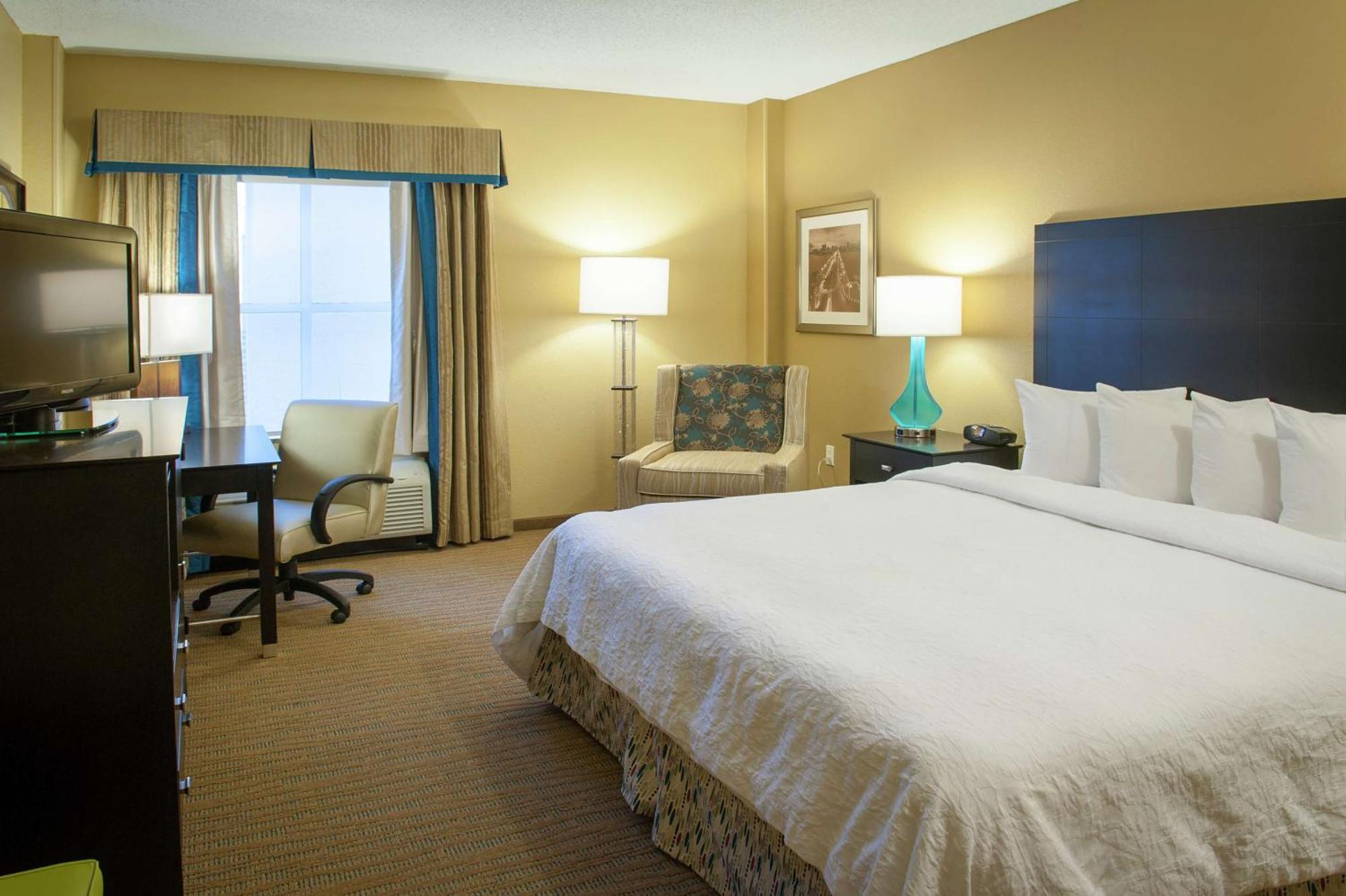 Hampton Inn & Suites St. Petersburg/Downtown Bagian luar foto