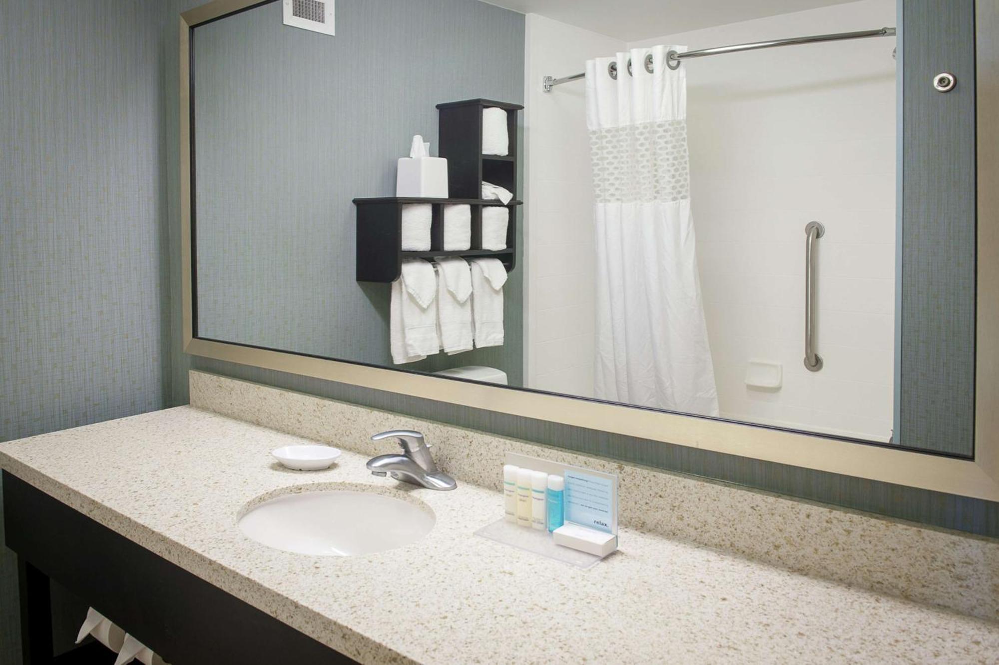 Hampton Inn & Suites St. Petersburg/Downtown Bagian luar foto