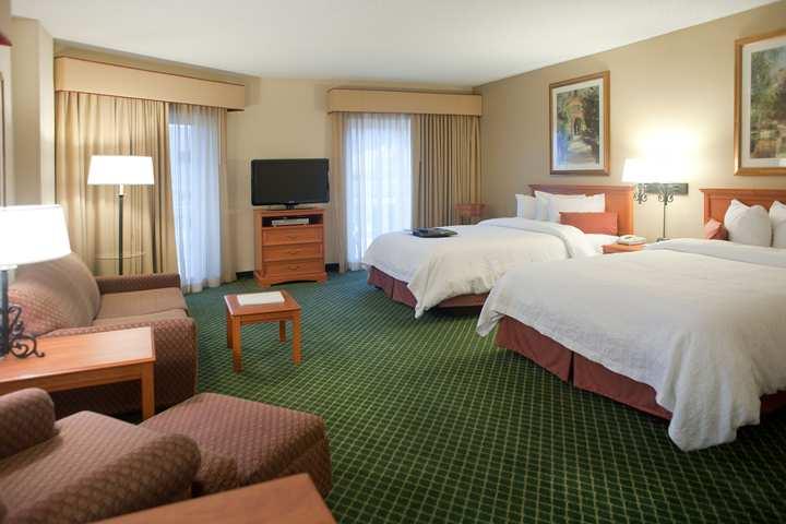 Hampton Inn & Suites St. Petersburg/Downtown Ruang foto