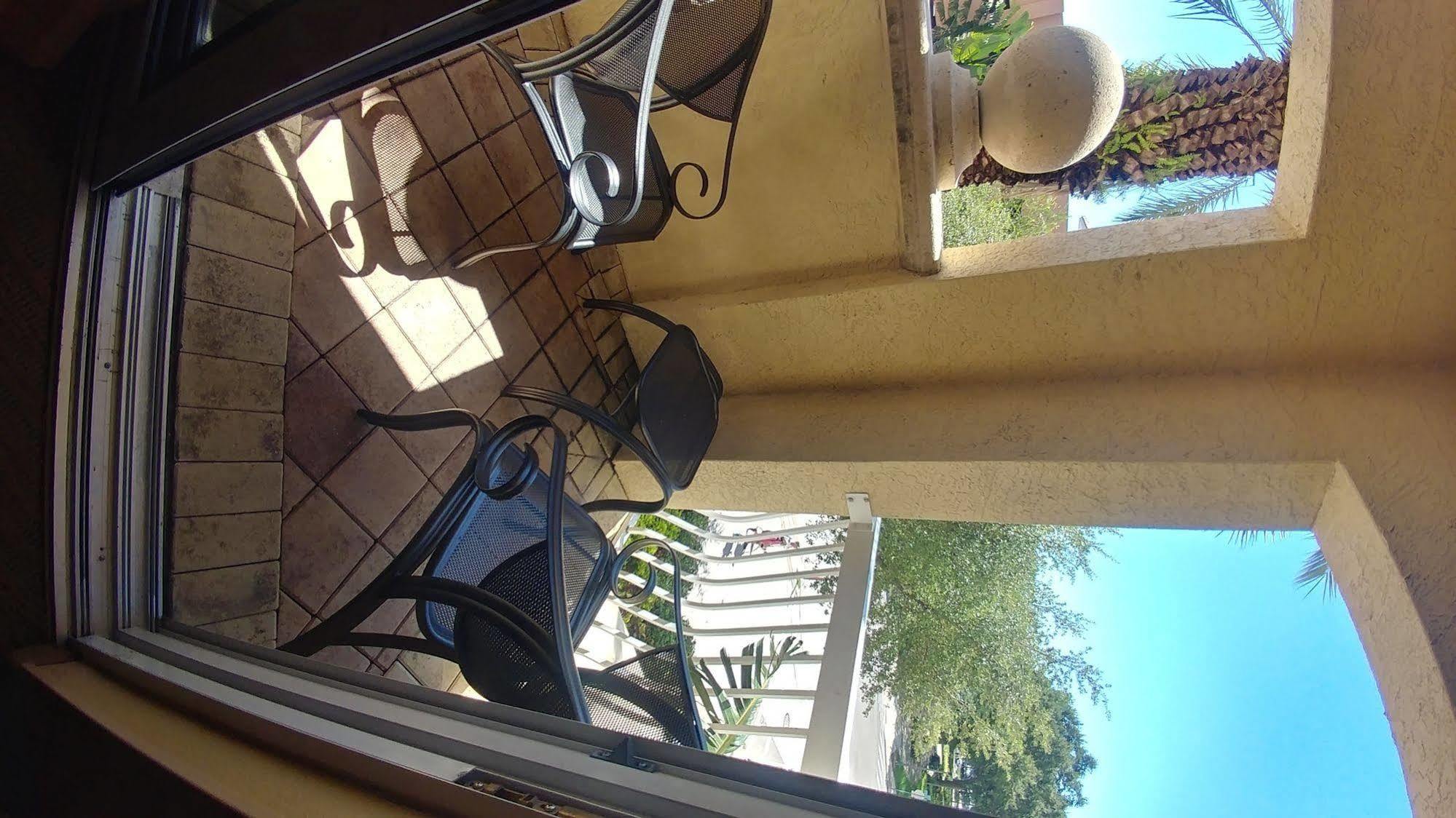Hampton Inn & Suites St. Petersburg/Downtown Bagian luar foto