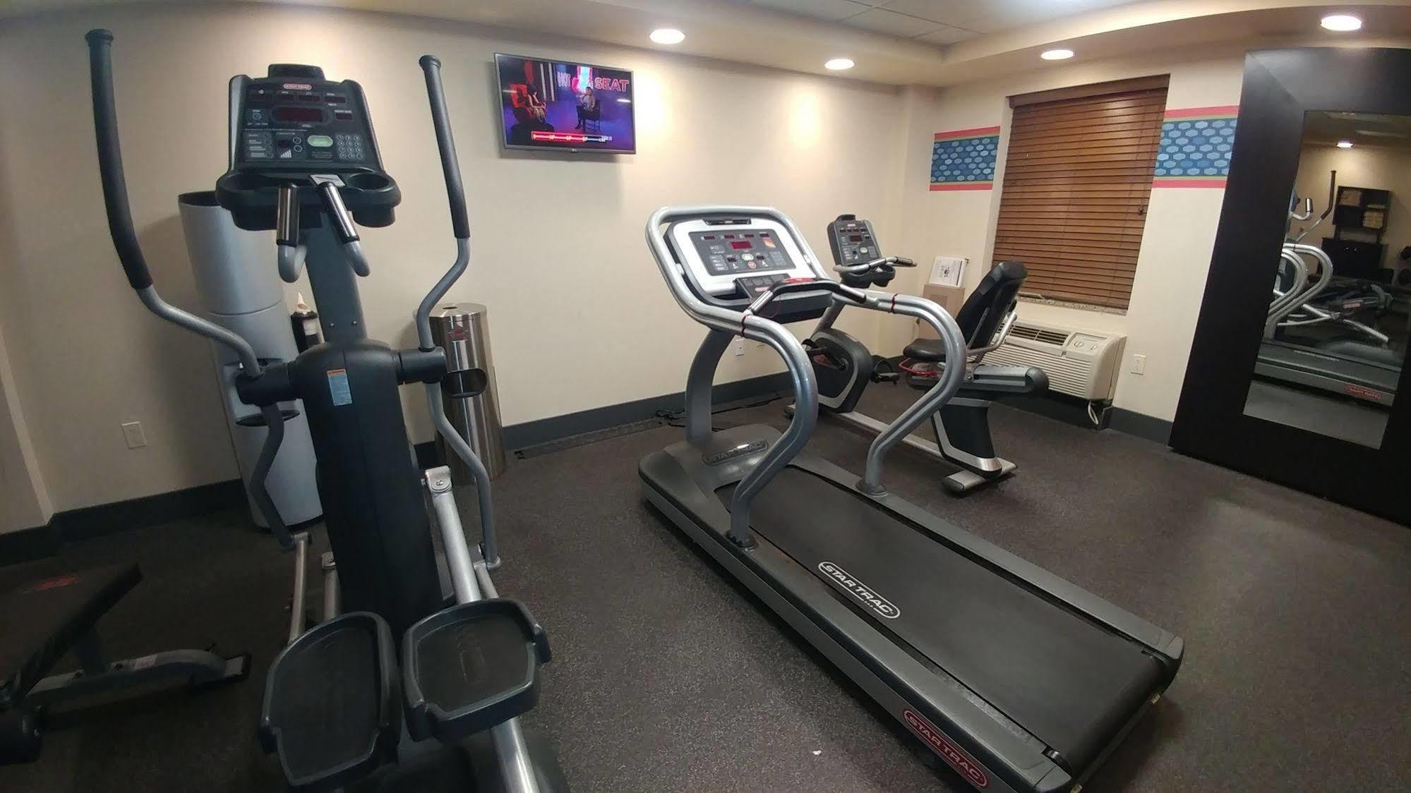 Hampton Inn & Suites St. Petersburg/Downtown Bagian luar foto